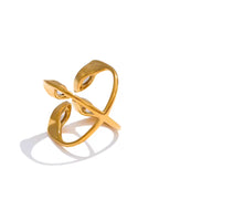 Load image into Gallery viewer, Alexis Gold Plated Four-petal Cubic Zirconia ring