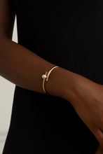 Load image into Gallery viewer, Ady Gold Double Layer Freshwater Pearl Geometric Bracelet - Nature Inspired Elegant Jewelry