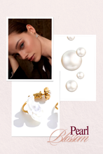 Charger l&#39;image dans la galerie, Edean 2in1 Pearl Resin Flower Golden Stud Earrings