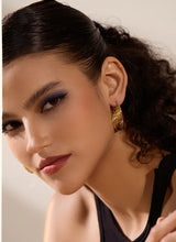 Load image into Gallery viewer, Evira 14K Gold Hoop Earrings - Delicate Elevated Jewelry