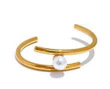 Charger l&#39;image dans la galerie, Ady Gold Double Layer Freshwater Pearl Geometric Bracelet - Nature Inspired Elegant Jewelry