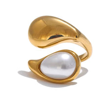 Charger l&#39;image dans la galerie, Ring Aisha – 18K Gold-Plated Stainless Steel Adjustable Ring with Water Drop Pearl