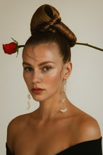 Load image into Gallery viewer, Large Sorro Shell Irregular Drop Dangle Earrings 14K Gold - Beach Style Statement Jewelry