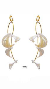 Sorro Shell Irregular Drop Dangle Big Earrings 14K Gold