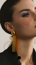 Charger l&#39;image dans la galerie, Kayde Long Tassel Drop Earrings for Women - Statement Jewelry