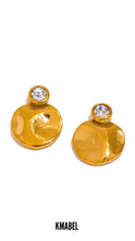 Load image into Gallery viewer, Saraiva Gold Stud Earrings