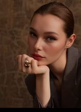 Charger l&#39;image dans la galerie, Ring Aisha – 18K Gold-Plated Stainless Steel Adjustable Ring with Water Drop Pearl