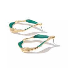 Load image into Gallery viewer, Amor Set Forest Green Twisted Hoops